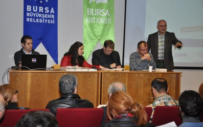 Bursa FotoFest`e destek olacak gönüllü katılımcılar görev dağılımı yaptı