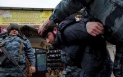 Akmescit’te 15 Kırım Tatarı Gözaltına Alındı