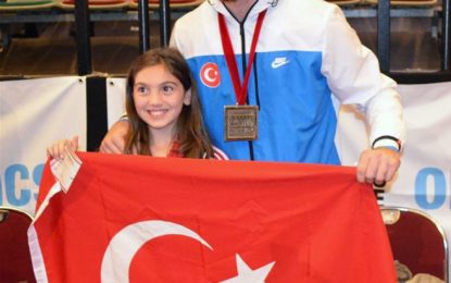 Erkan Dünya Şampiyonu