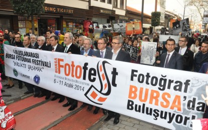 Bursa Fotofest Açılışına Yoğun ilgi