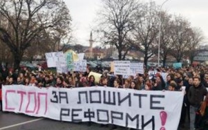 Makedonya’da Öğrenciler Daha Fazla Protesto Planlıyor