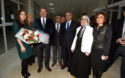 Büyükşehir Belediye Başkanı Ahmet Çakır, İnönü Üniversitesi’nde ‘Kariyer Günleri”nin konuğu oldu