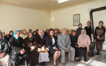 Kadın Meclisi’nden “Mutlu Aile” semineri