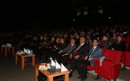 Kayseri Kültür Sanat Etkinlikleri Ayhan Aşan’ın konseri ile devam etti