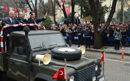 Bakan Müezzinoğlu, Kahramanmaraş’ın Kurtuluş Etkinliklerine Katıldı