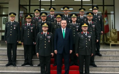 Cumhurbaşkanı Erdoğan, Balıkesir’de Belediye Başkanlığı ile Garnizon Komutanlığını Ziyaret Etti