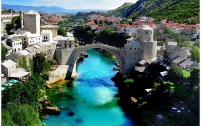 Bu Gün Bosnadayız”Bosna Hersek ”Bağımsızlık Günü”nü kutluyor”