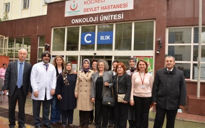 Bayan Güzeloğlu’ndan Kanser Hastalarına Moral Ziyareti