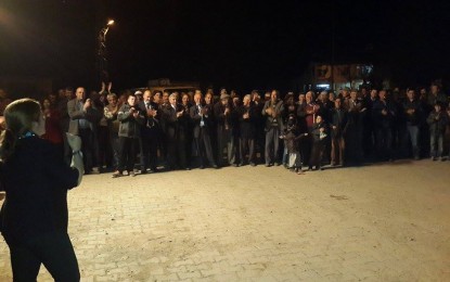 CHP Çivril Alkışlıyor