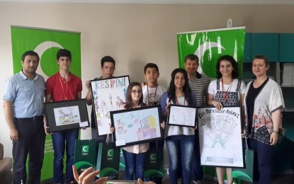Yeşilaycı Gençler Ödüllerini Aldı