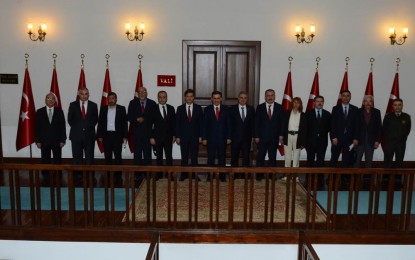 Ankara Valisi Ercan Topaca, Siyasi Parti İl Başkanları İle Bir Araya Geldi