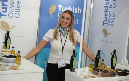 Türk zeytinyağı ihracatçıları 285 milyon dolarlık İngiltere pazarına maya çaldı