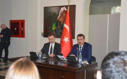 Bakan Tüfenkci, Gürcistan’da Türk İşadamlarıyla görüştü
